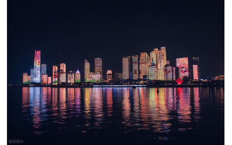 逐光而行，筑亮齊魯 —— 山東原實(shí)科技亮化工程的實(shí)力擔(dān)當(dāng)