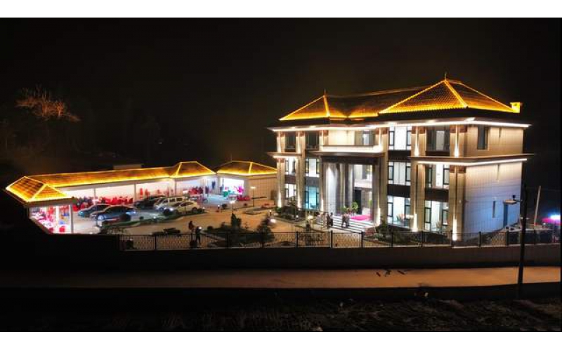 ‍光影筑家：別墅燈光亮化工程，點(diǎn)亮庭院與建筑的詩(shī)意夜境