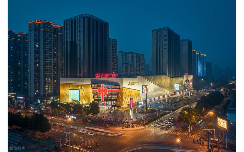 光影為筆 商圈為卷&mdash;&mdash;山東商業(yè)綜合體夜景亮化工程的破局與升維